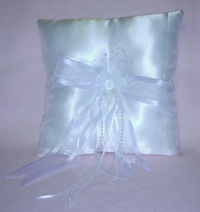 Item 155 Chirvoni Collection Ring Pillow Satin